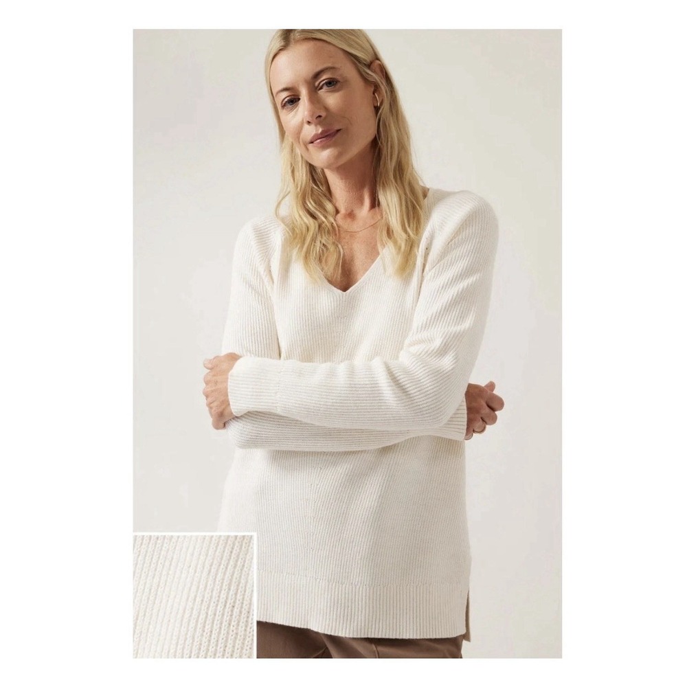 Athleta Hanover Refined V-Neck Sweater Knit Wool Blend Women's Sm Magnolia White